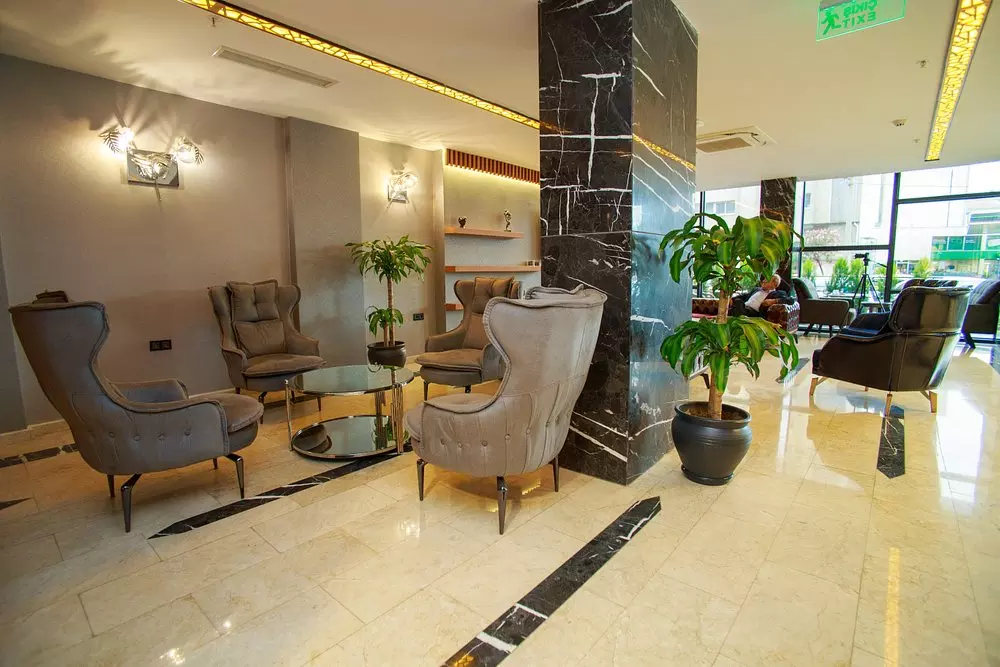 ویتینگ روم هتل میت پورت